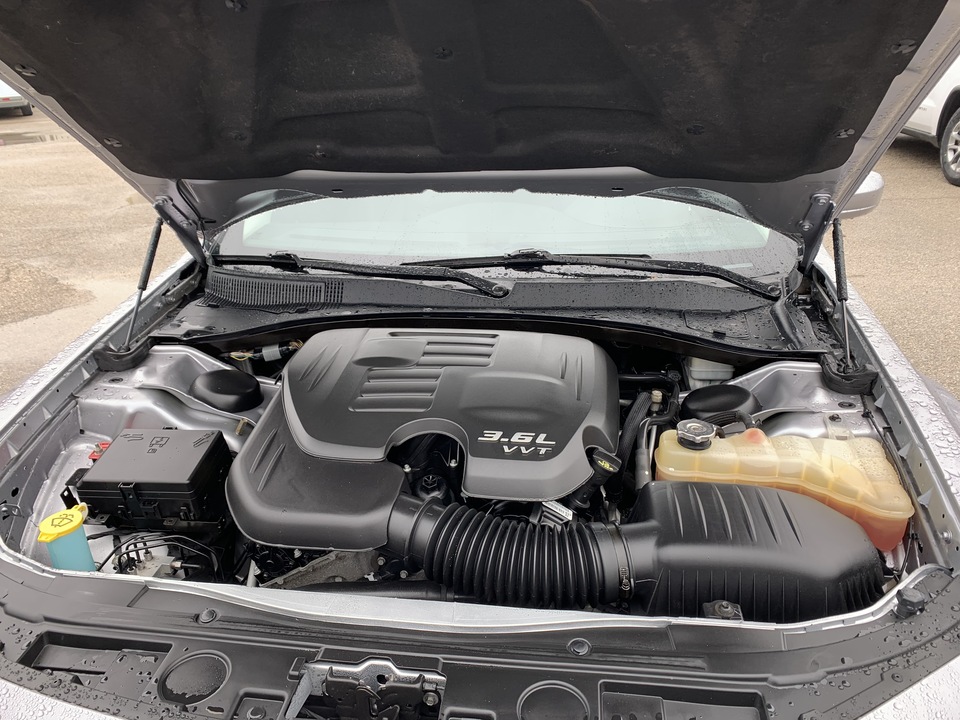 2015 Chrysler 300 Limited RWD