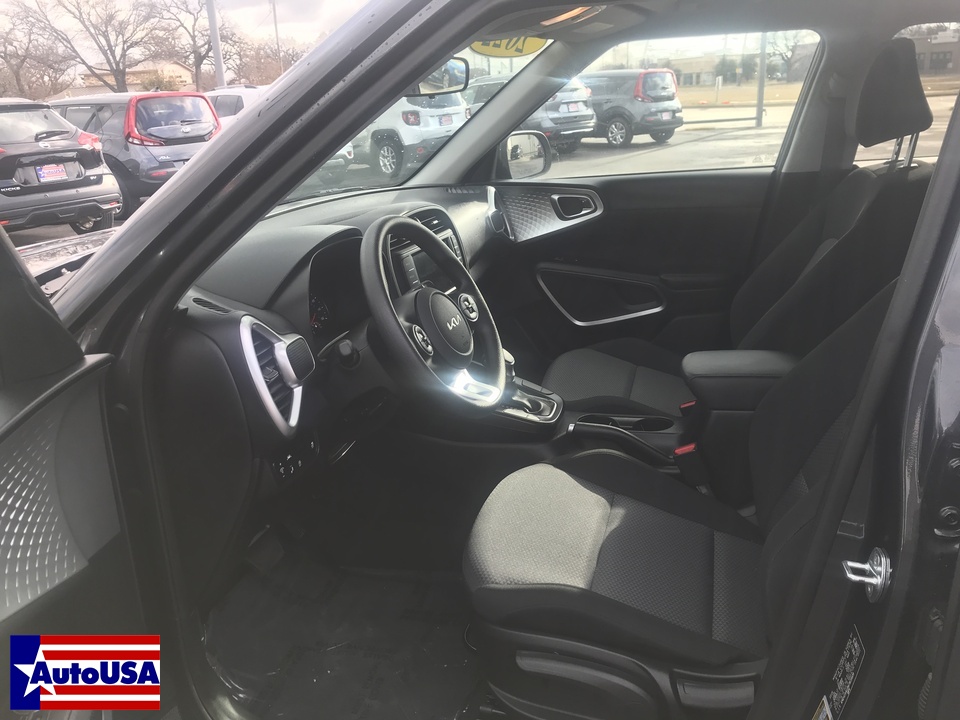 2022 Kia Soul LX CVT