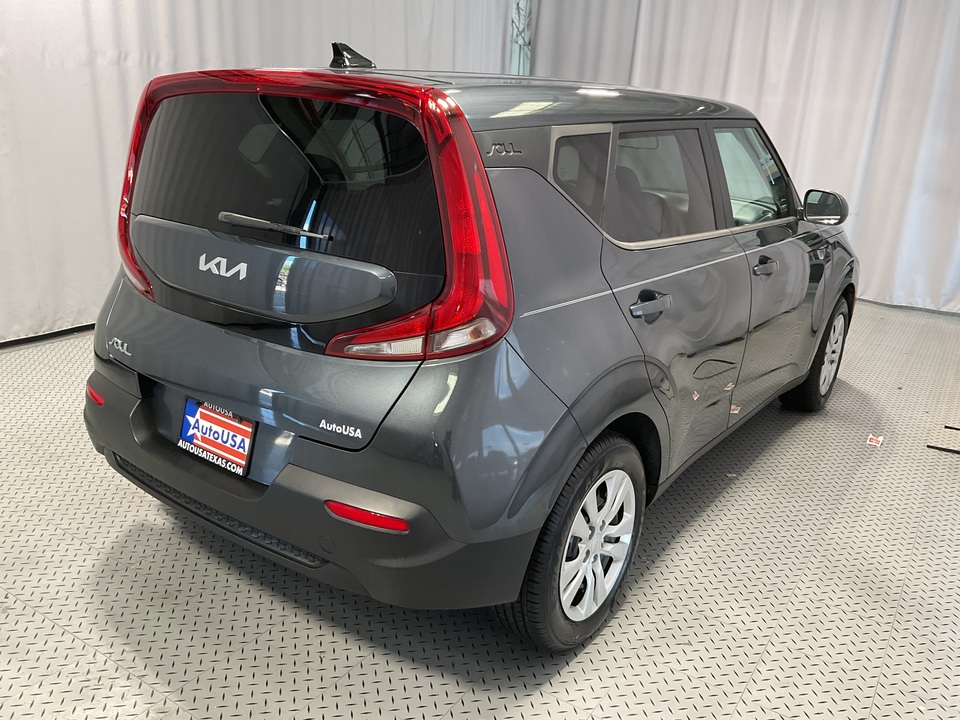 2022 Kia Soul LX CVT