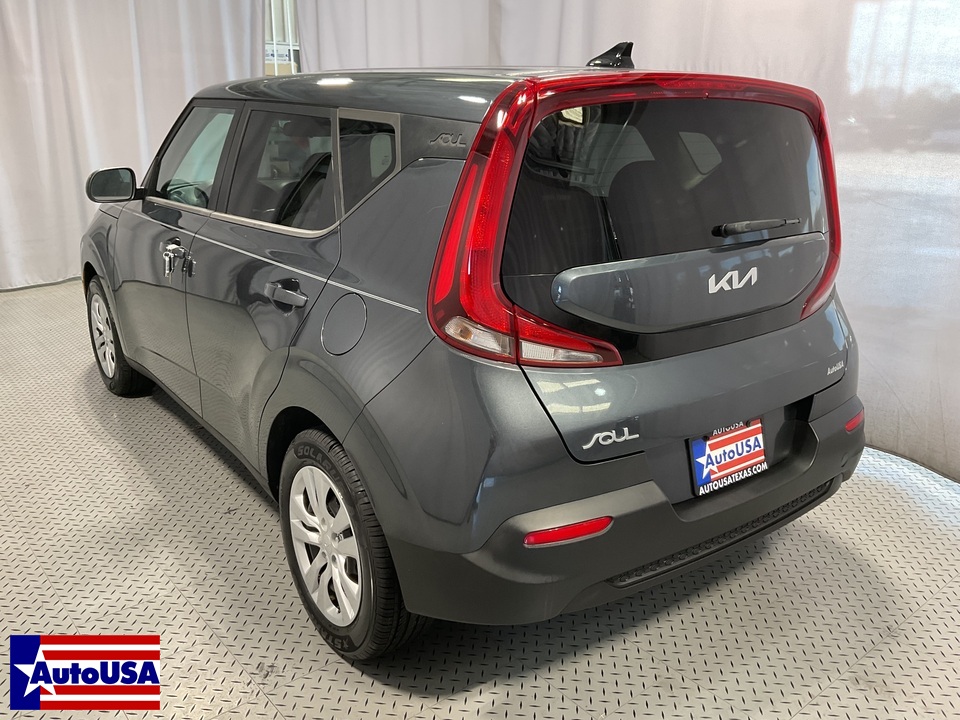 2022 Kia Soul LX CVT