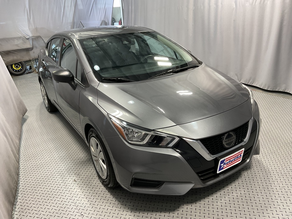 2020 Nissan Versa S CVT