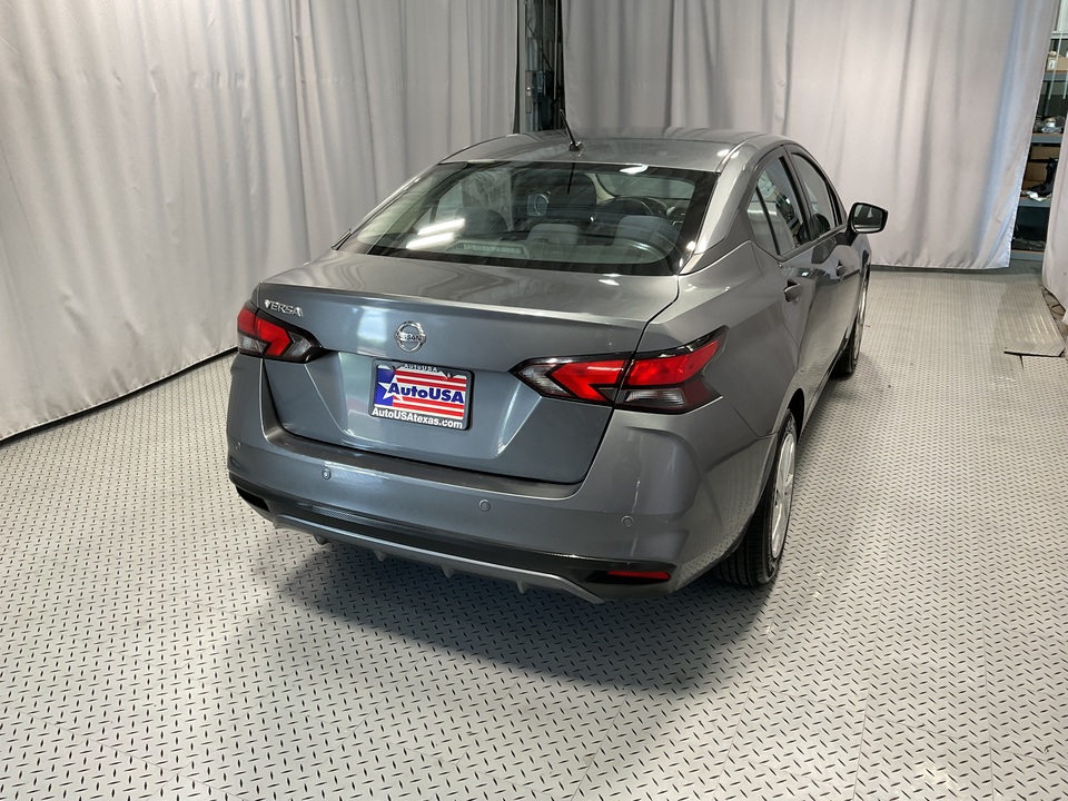 2020 Nissan Versa S CVT