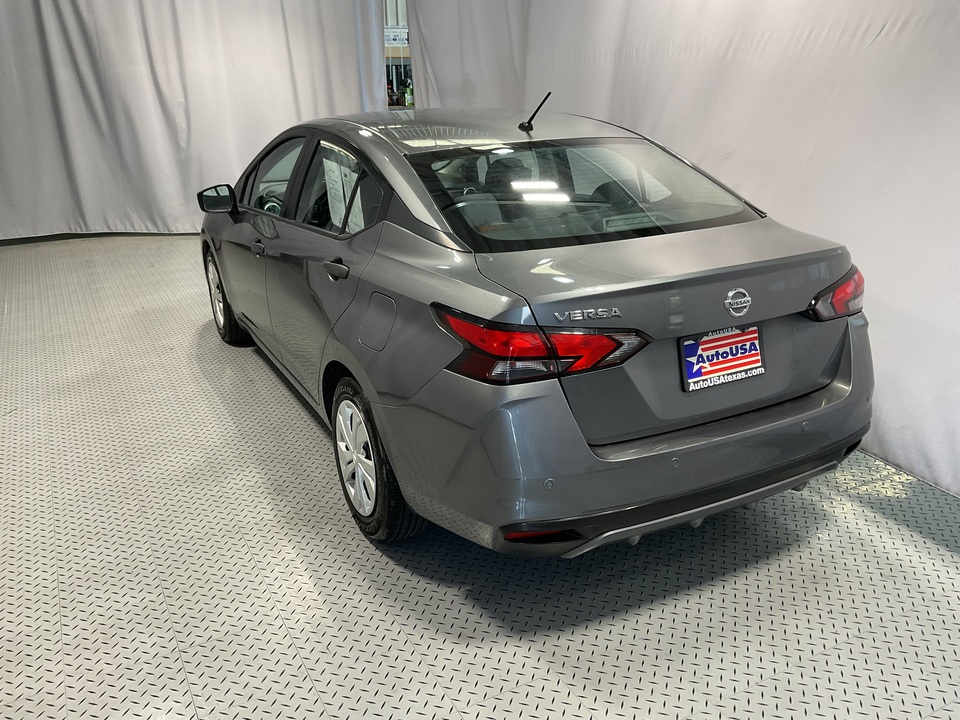 2020 Nissan Versa S CVT