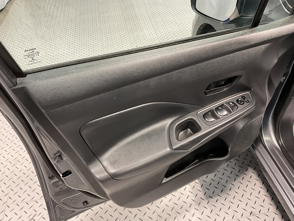 2020 Nissan Versa S CVT