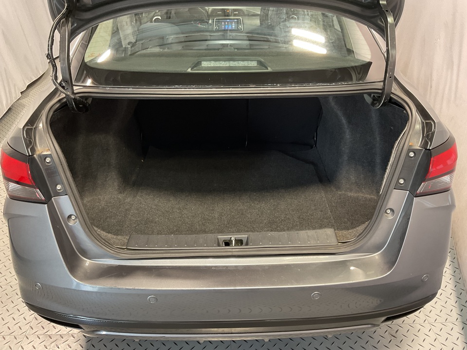 2020 Nissan Versa S CVT