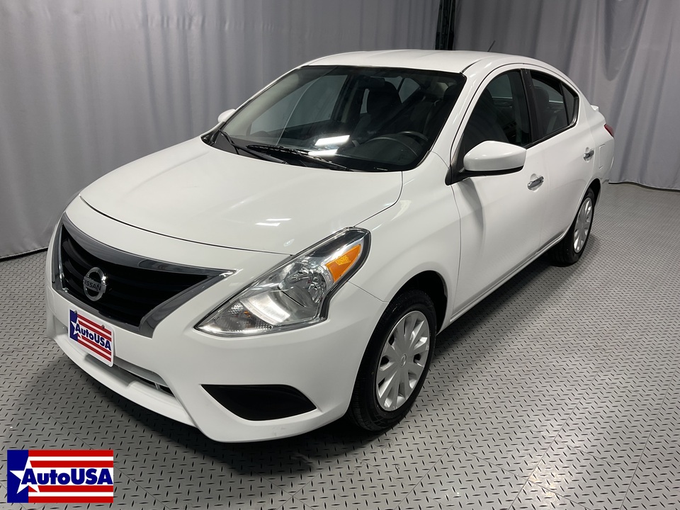 2019 Nissan Versa 1.6 SV Sedan