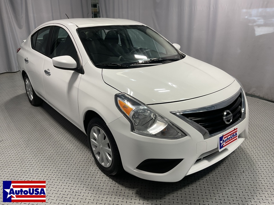 2019 Nissan Versa 1.6 SV Sedan