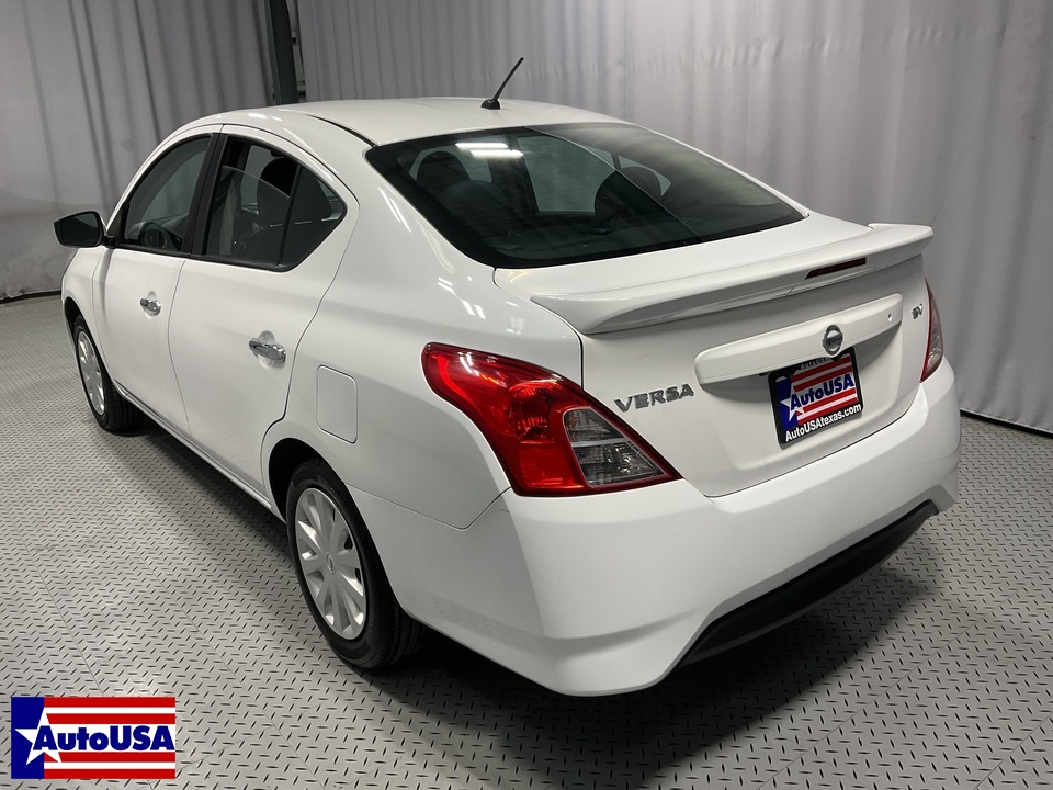 2019 Nissan Versa 1.6 SV Sedan