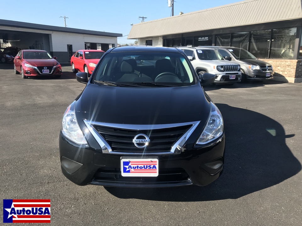 2019 Nissan Versa 1.6 SV Sedan