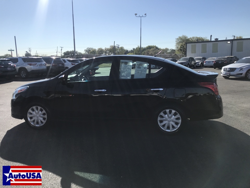 2019 Nissan Versa 1.6 SV Sedan