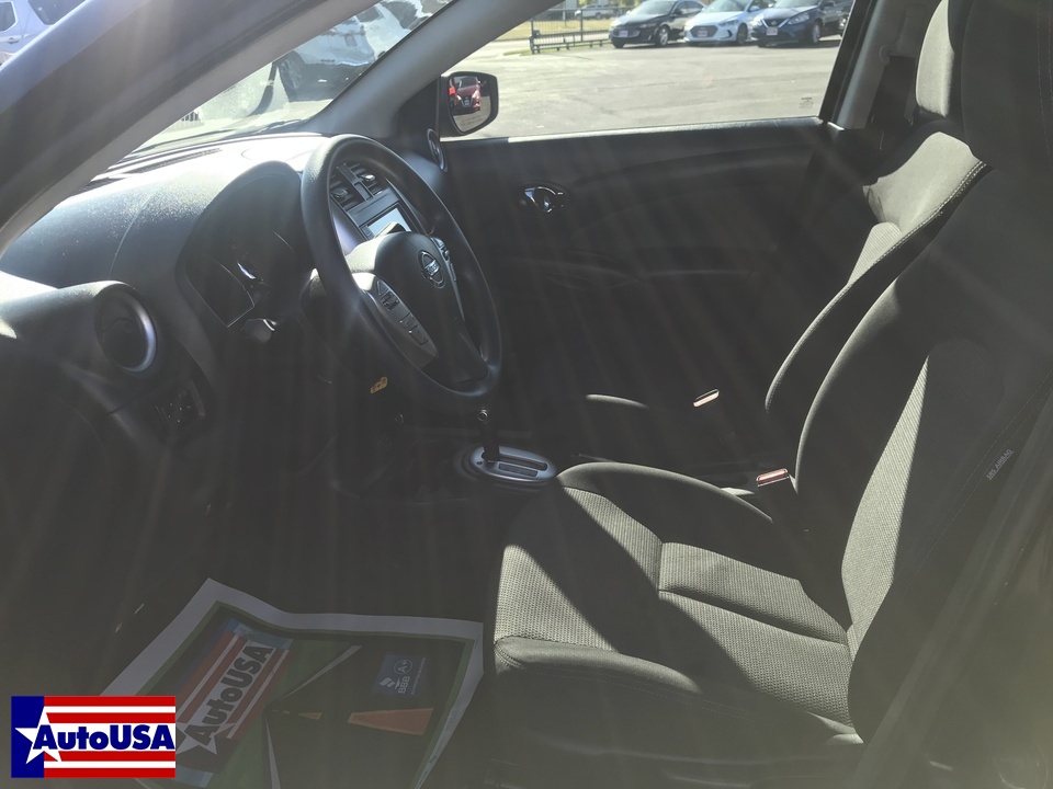 2019 Nissan Versa 1.6 SV Sedan