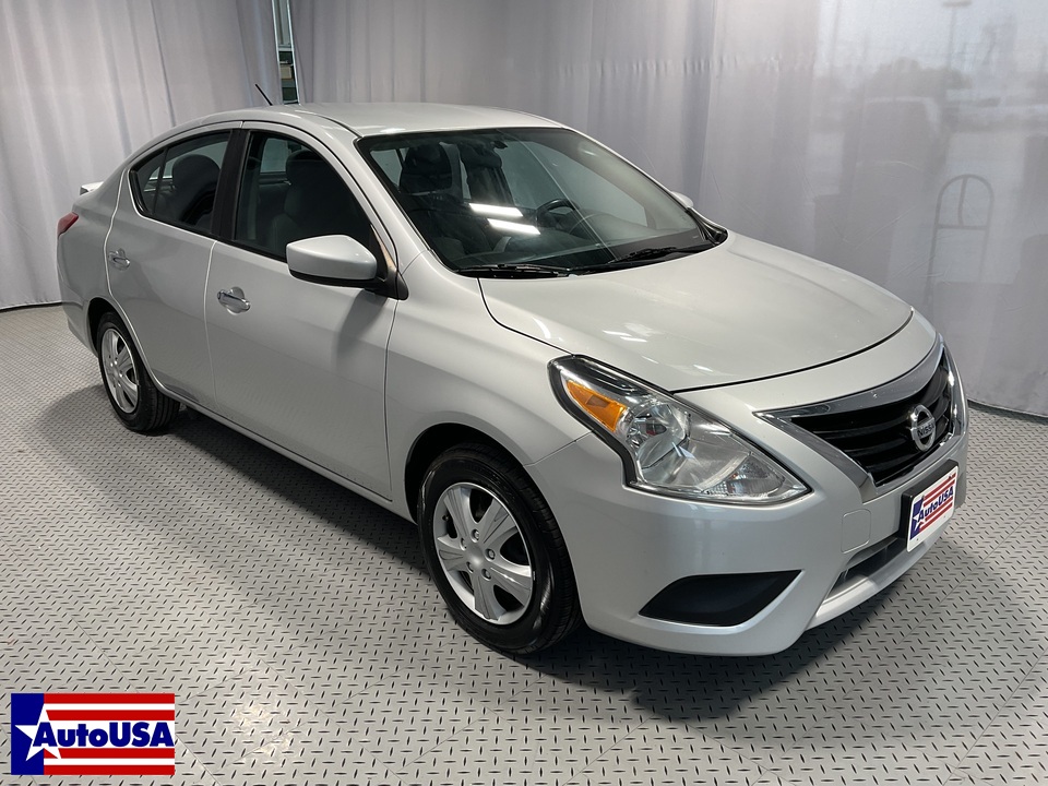 2019 Nissan Versa 1.6 SV Sedan