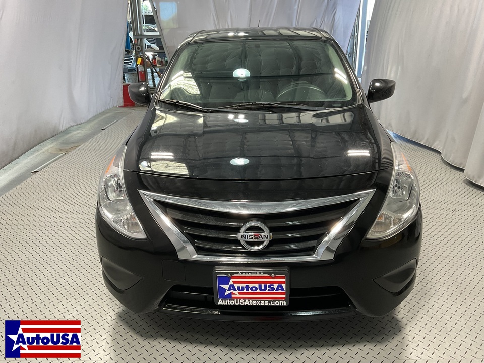 2019 Nissan Versa 1.6 SV Sedan