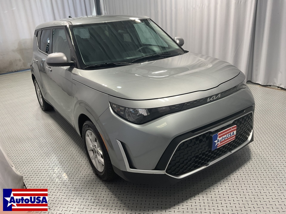 2023 Kia Soul LX CVT