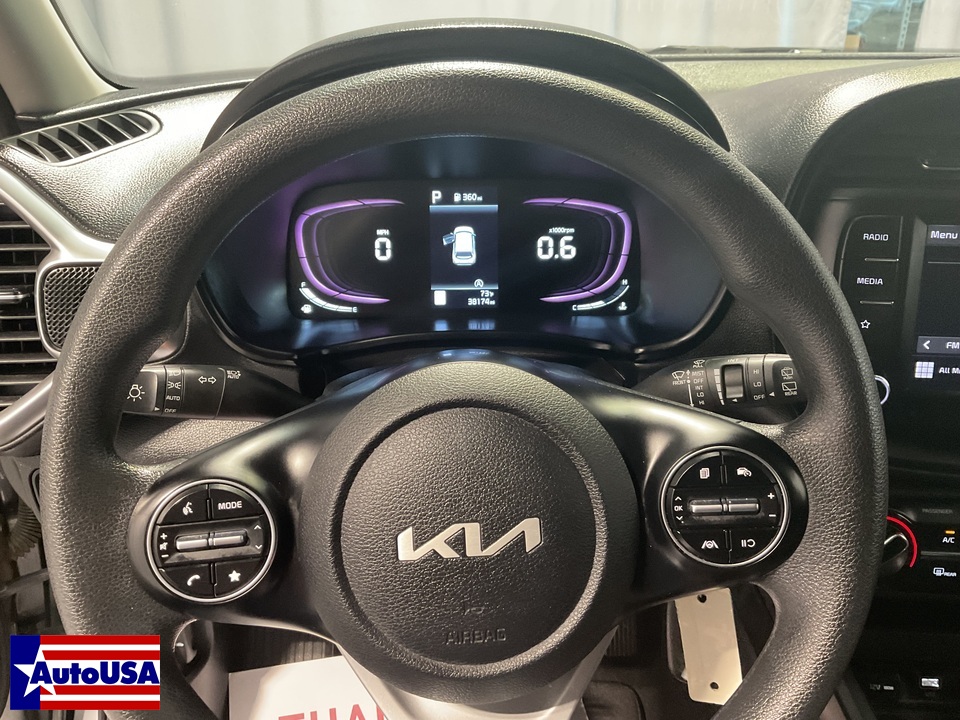 2023 Kia Soul LX CVT