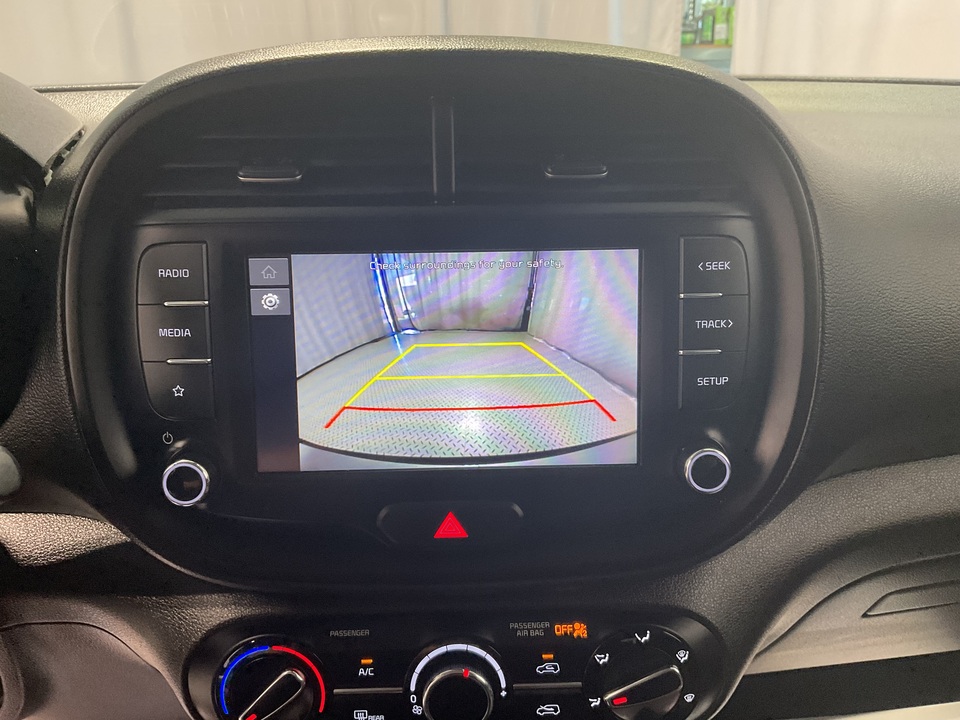 2023 Kia Soul LX CVT
