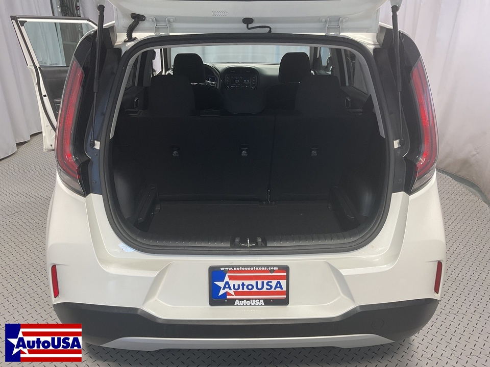 2023 Kia Soul LX CVT