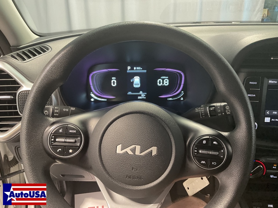 2023 Kia Soul LX CVT