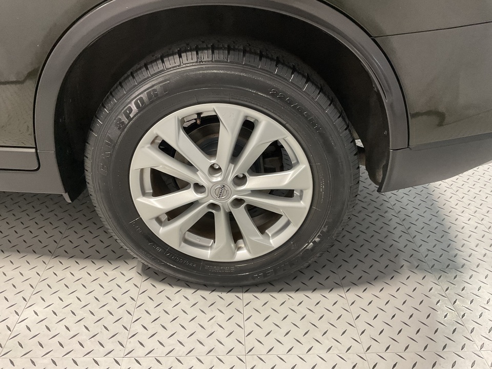 2016 Nissan Rogue SV 2WD