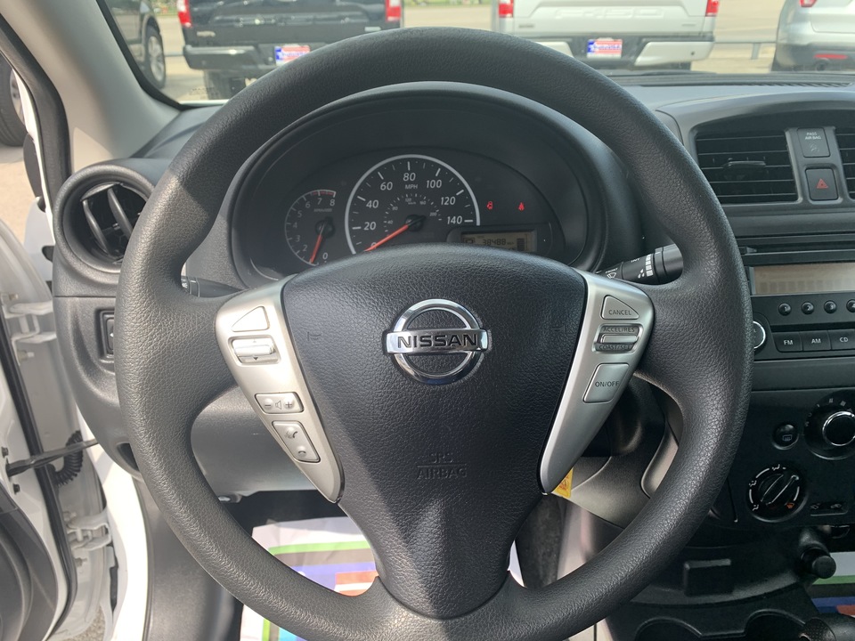 2017 Nissan Versa 1.6 S