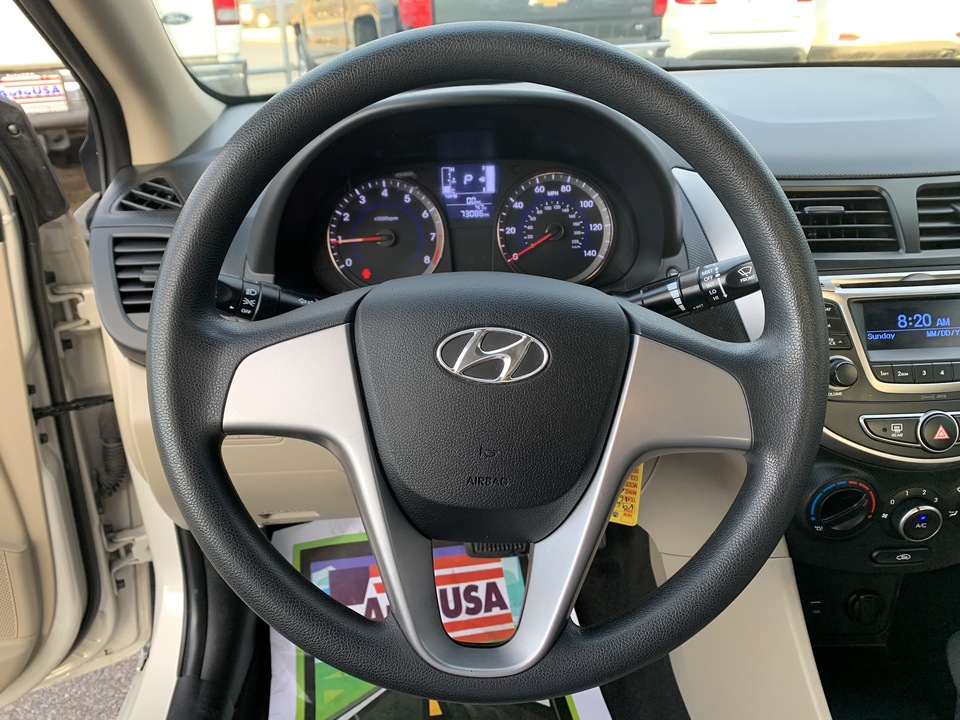 2016 Hyundai Accent SE 4-Door 6A