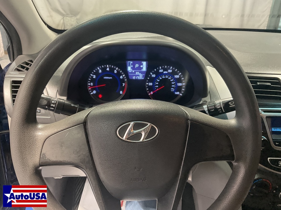 2016 Hyundai Accent SE 4-Door 6A