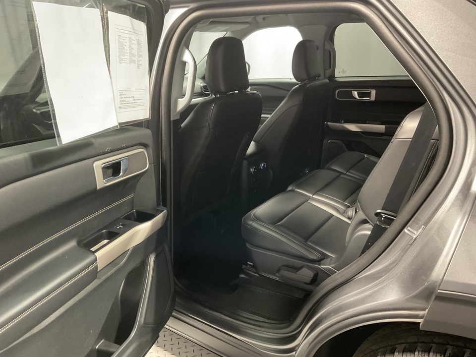 2023 Ford Explorer XLT AWD