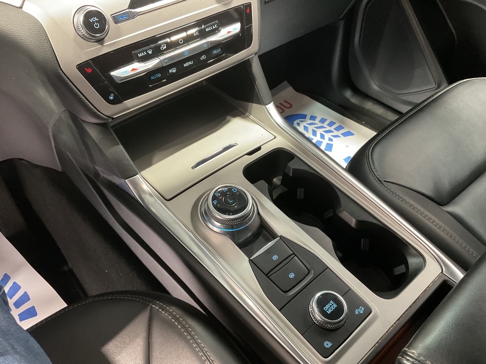 2023 Ford Explorer XLT AWD