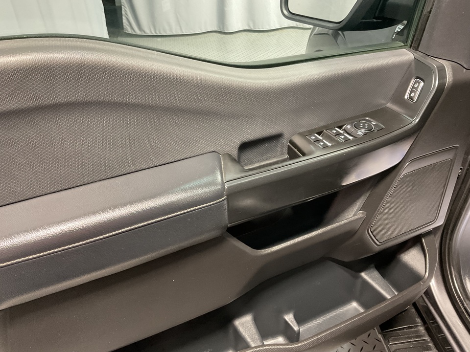 2022 Ford F-150 SXT Super Crew 5.5-ft. Bed 2WD