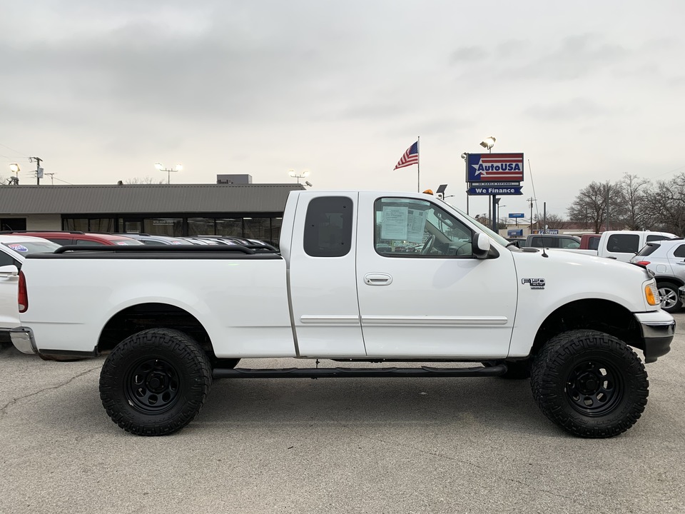 2003 Ford F-150 XLT SuperCab Long Bed 2WD