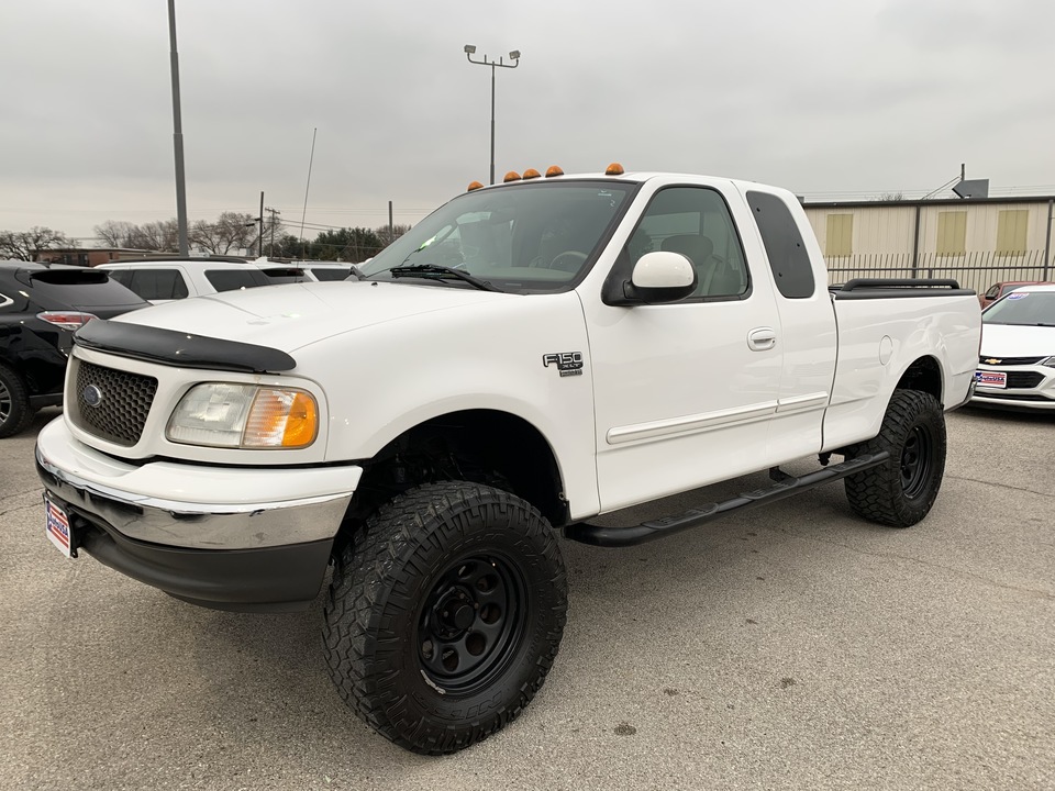 2003 Ford F-150 XLT SuperCab Long Bed 2WD