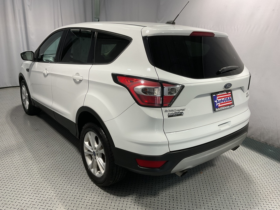 2017 Ford Escape SE FWD