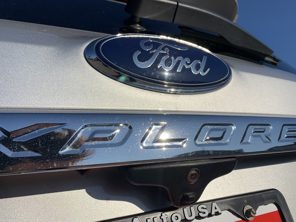 2017 Ford Explorer Base FWD