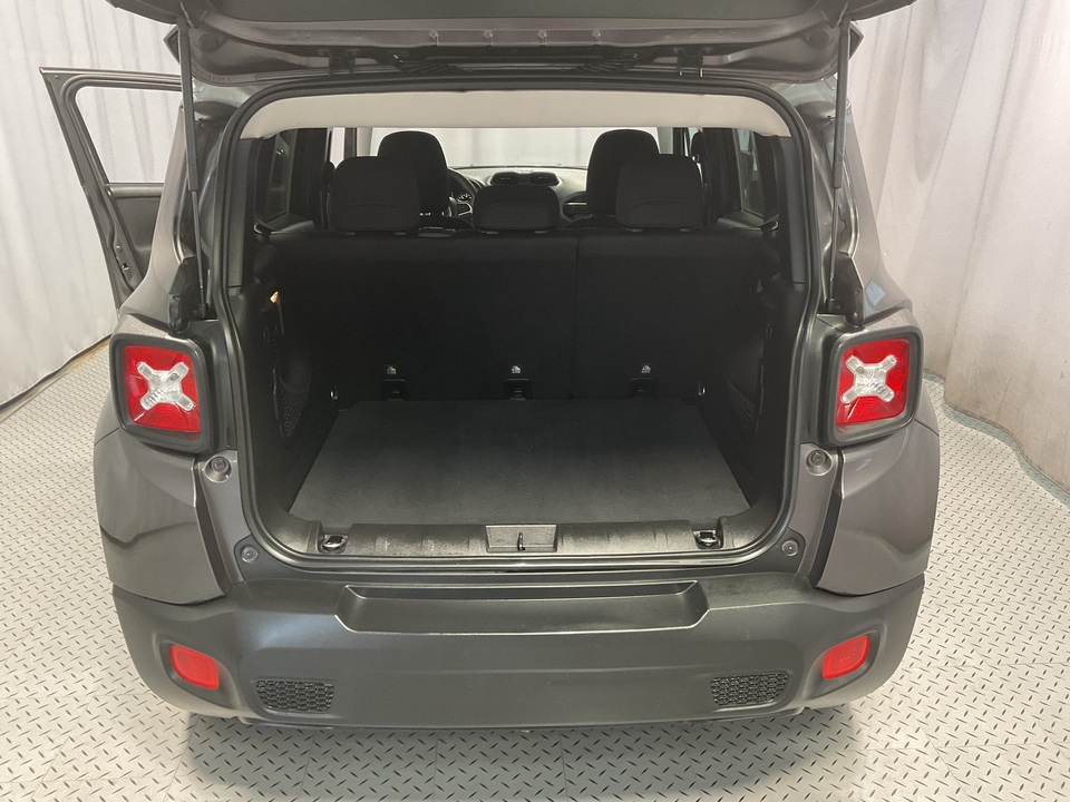 2018 Jeep Renegade Latitude FWD