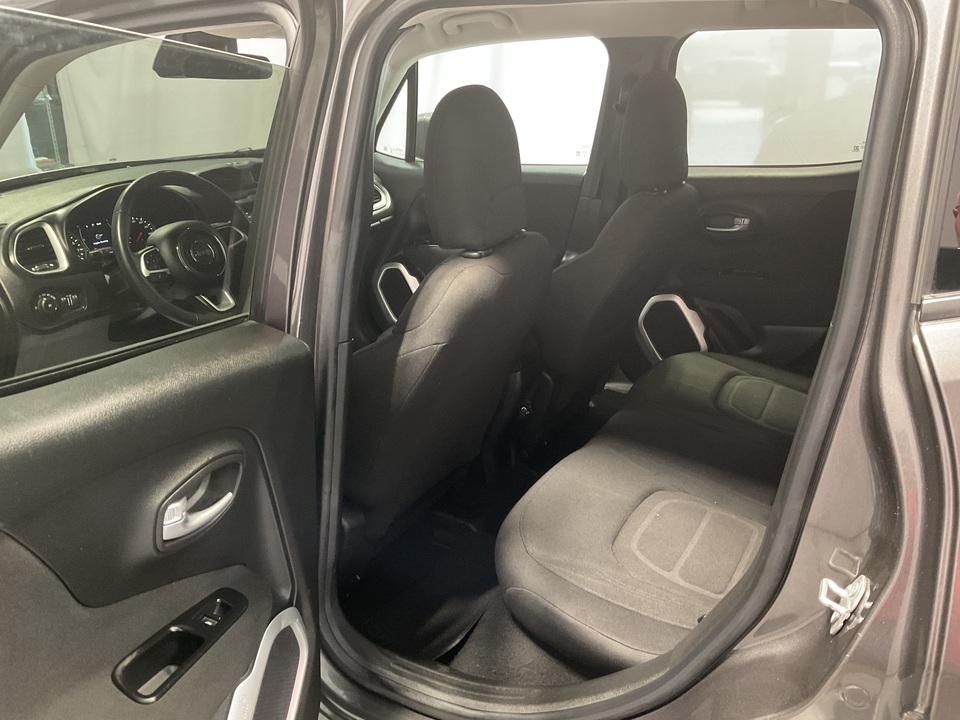 2018 Jeep Renegade Latitude FWD